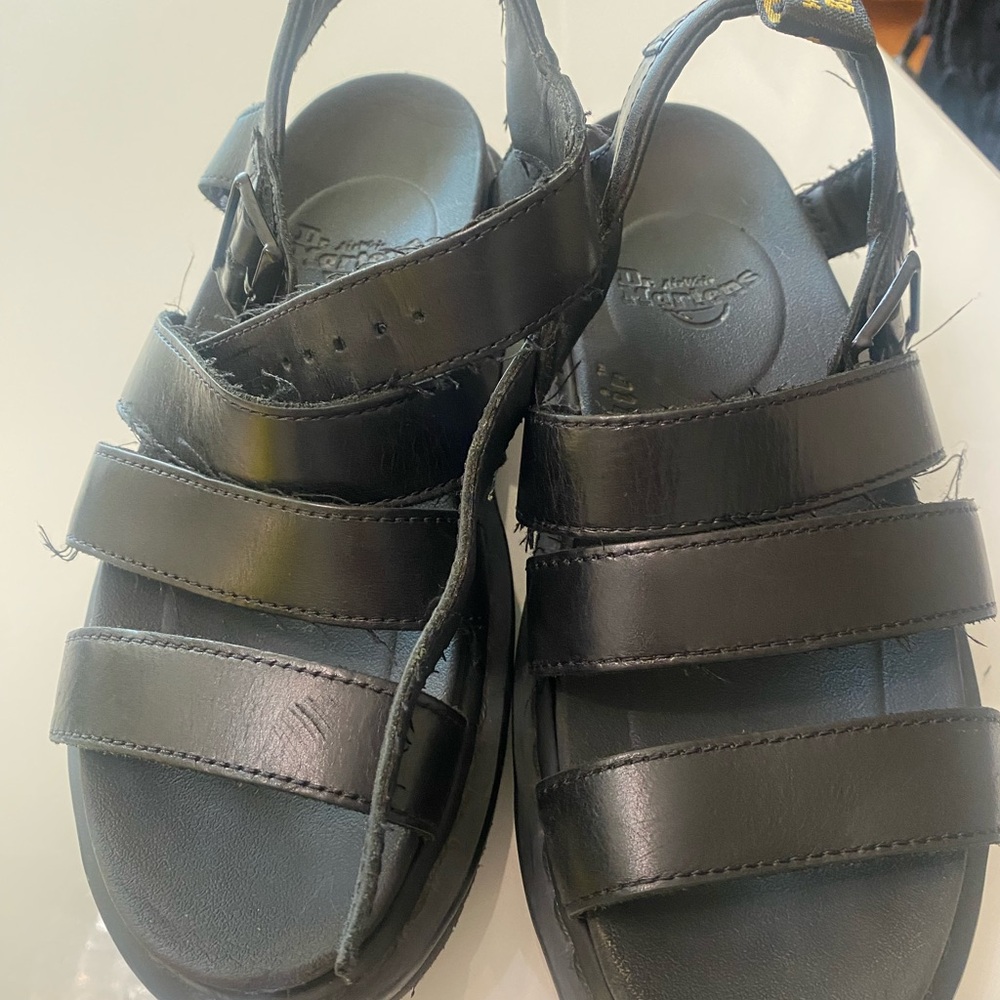 Dr. Martens sandals Softwair sz 8